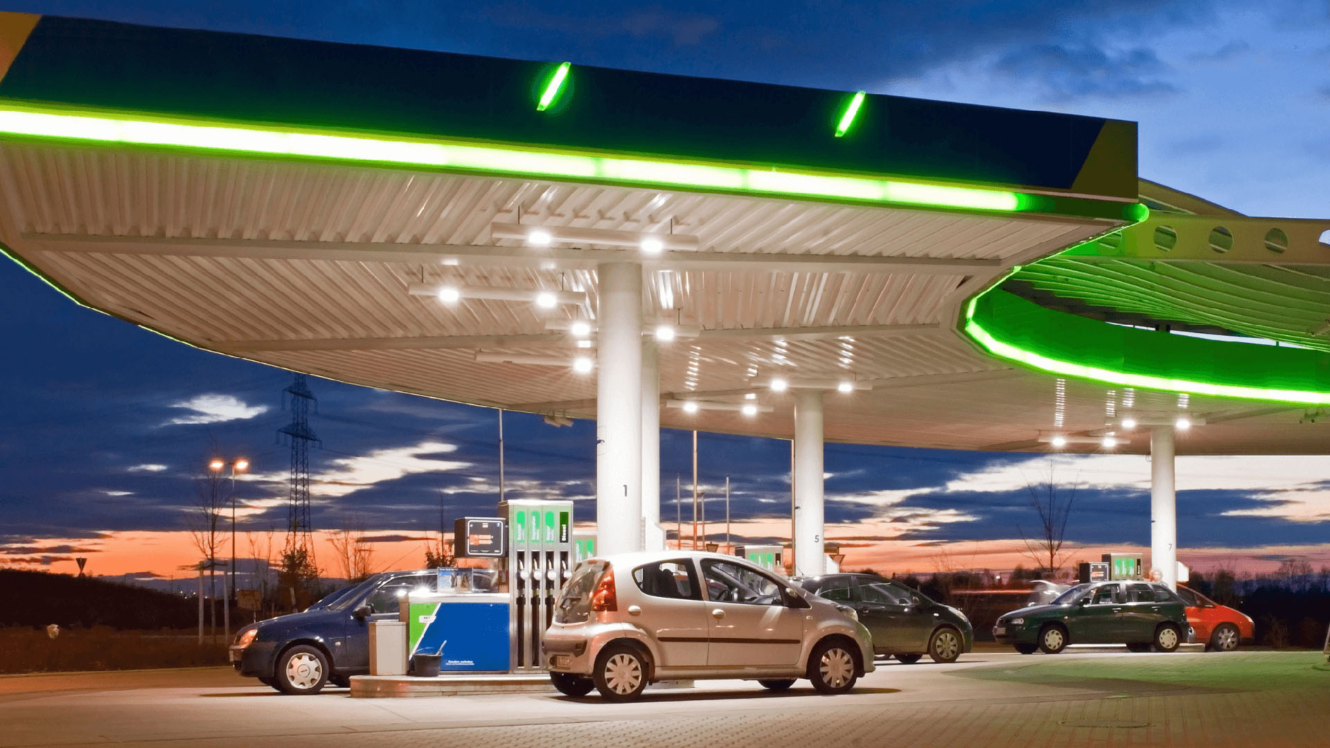 Code of safe practice for contractors and retailers managing contractors working on filling stations image