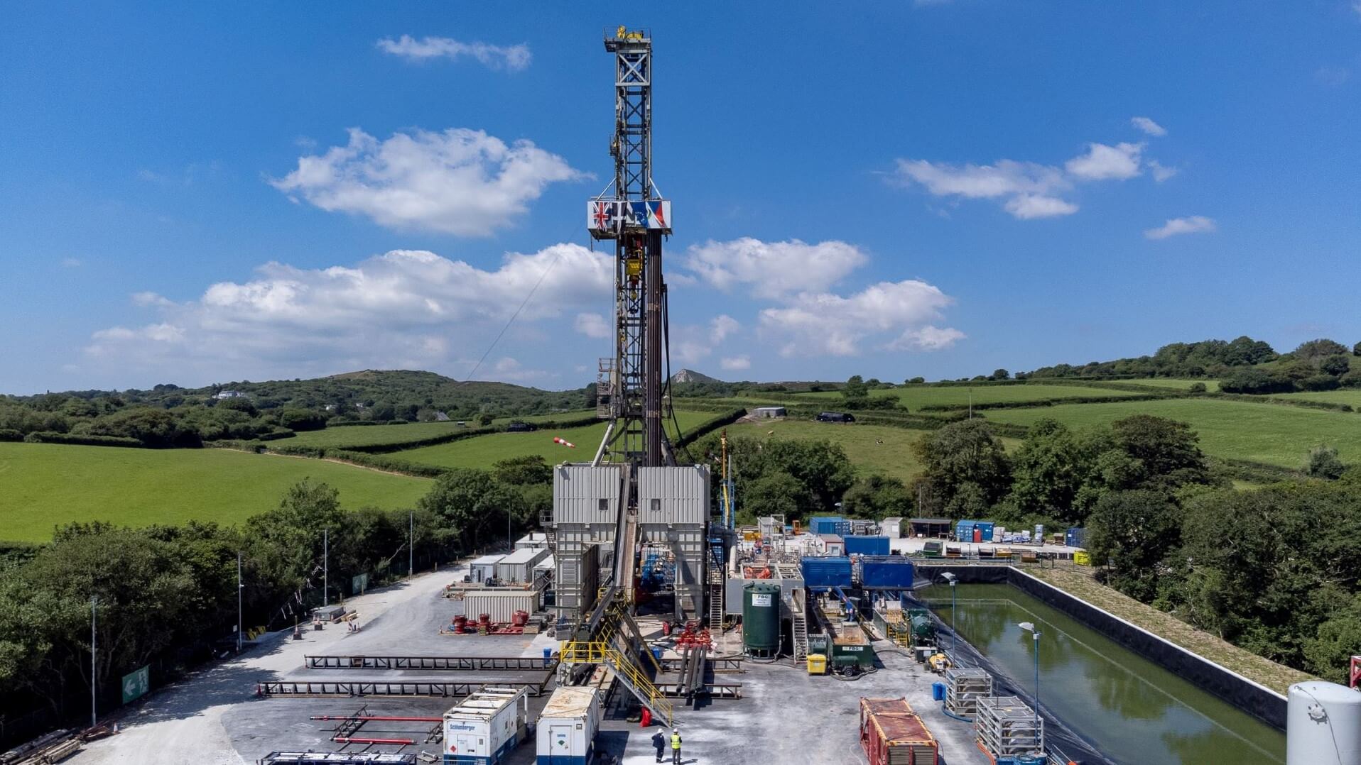 Equipment at geothermal drilling site