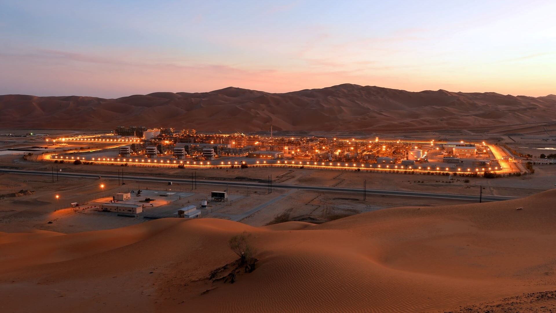 Shaybah field at dusk