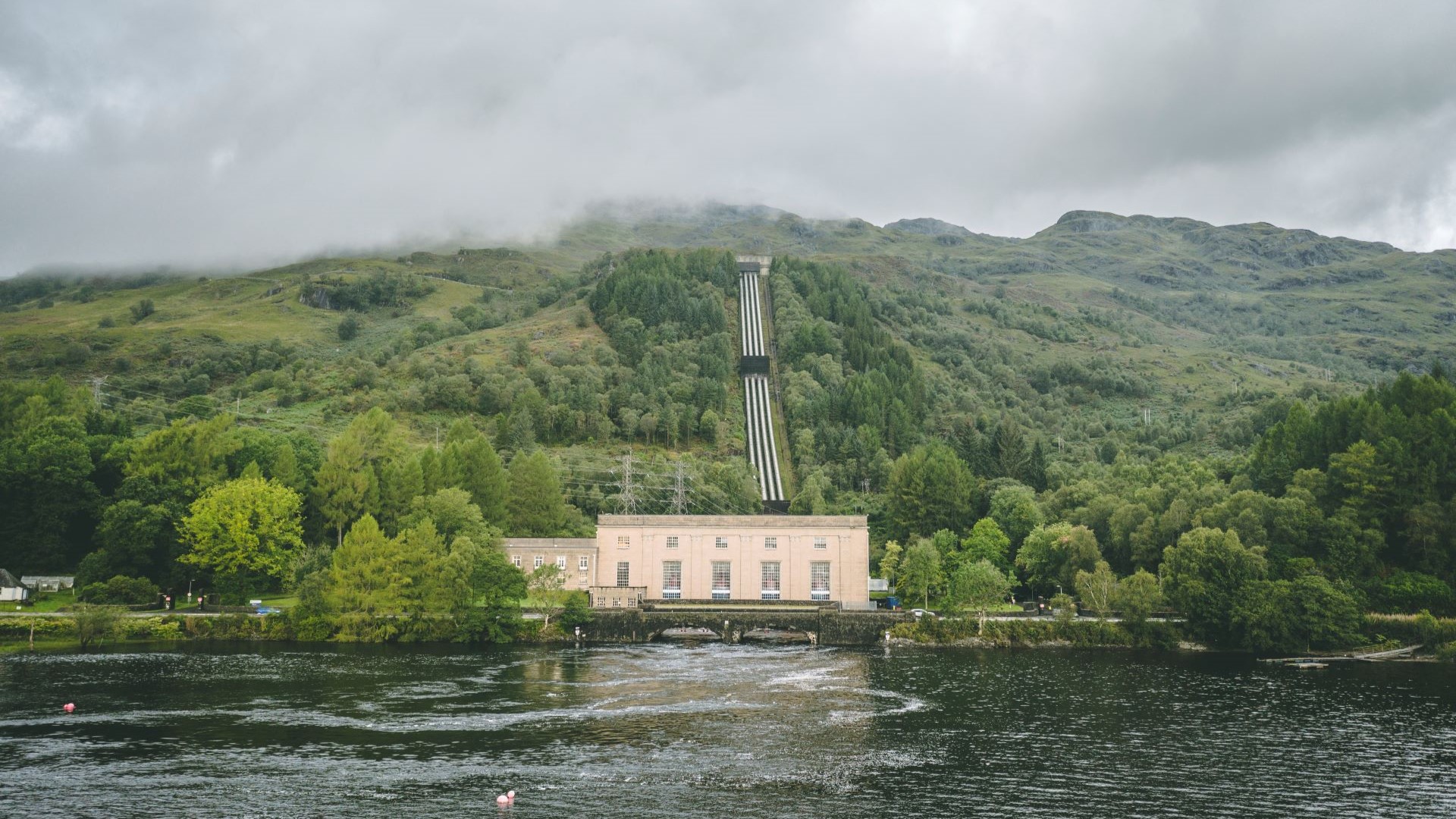 Exterior view of Sloy power station